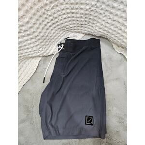 American Eagle board shorts size L